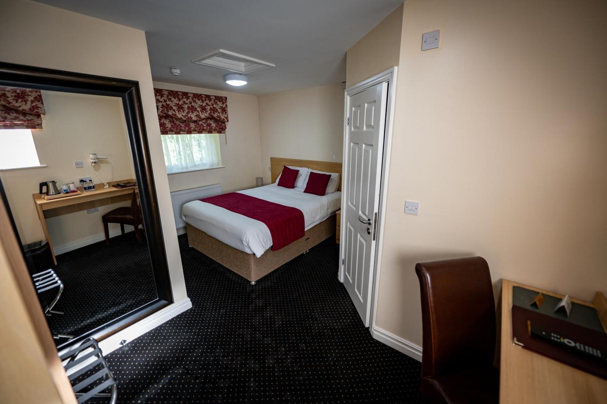 Kings Croft Hotel Pontefract Exterior foto